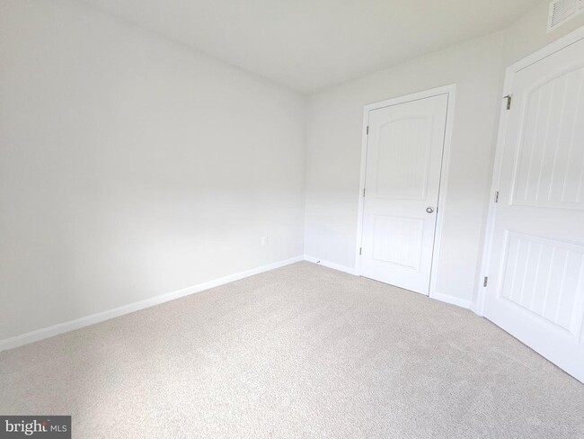 Building Photo - 1410 SUGARPLUM Ln