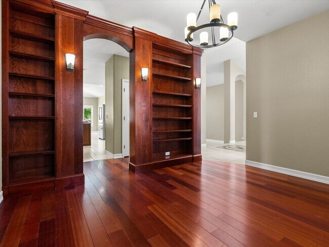 Building Photo - Fieldcreek Gem