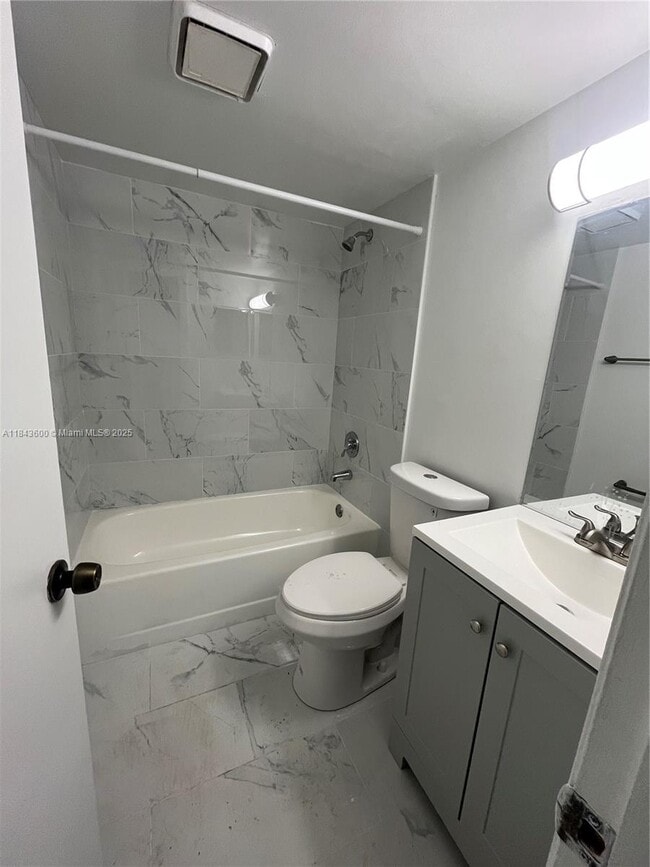 Building Photo - 7430 SW 153rd Pl