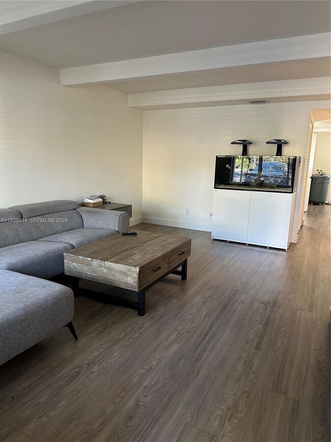 Building Photo - 1145 S Flagler Ave