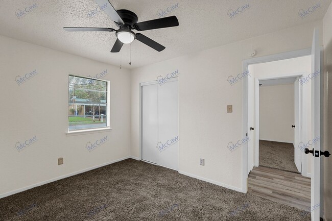 Building Photo - Great 3/1.5/1 Home in Balch Springs!