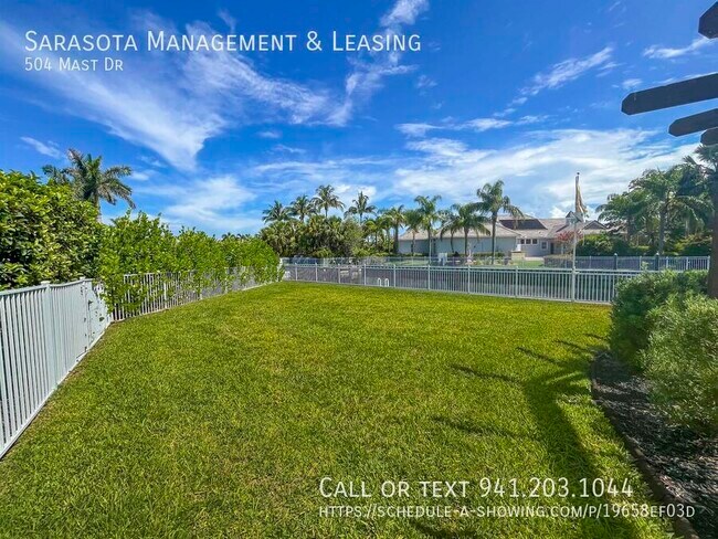 Building Photo - 504 Mast Dr