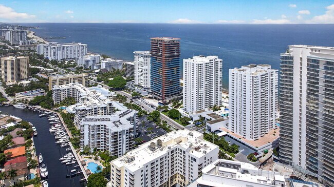 Building Photo - 1370 S Ocean Blvd