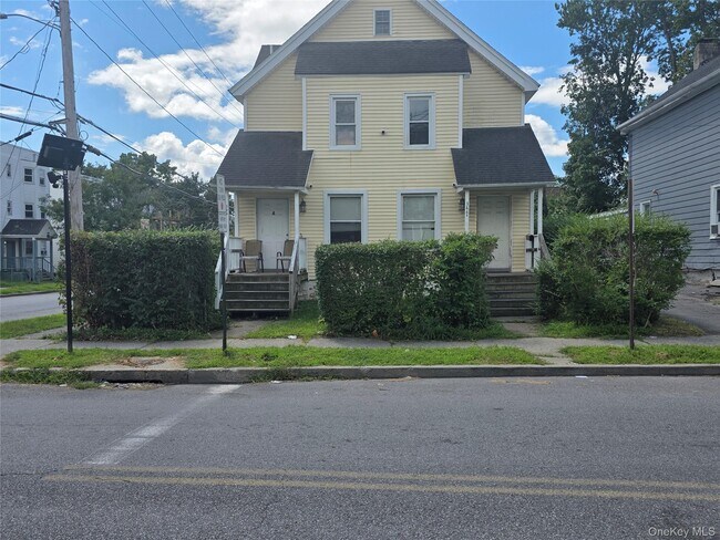 Building Photo - 344 Mansion St