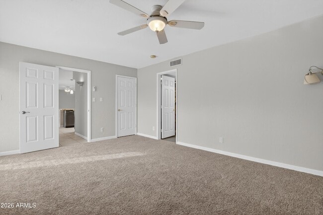 Building Photo - 6843 E Redfield Rd