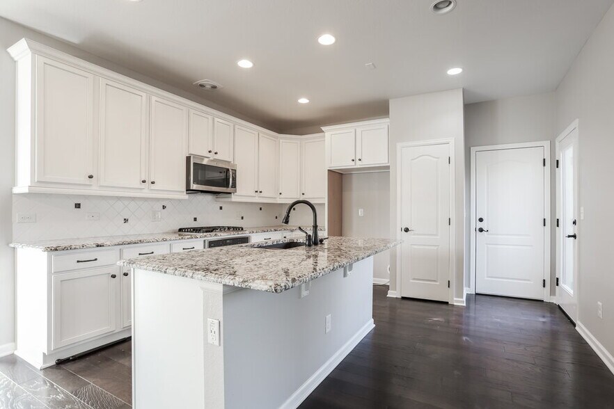 Building Photo - 3835 Cadence Dr