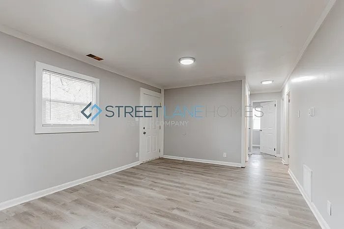 Building Photo - 3235 N Euclid Ave