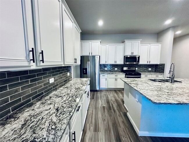 Building Photo - 1217 Antelope Passing Dr