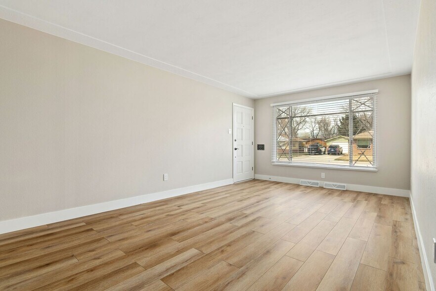 Building Photo - 6010 Garrison St