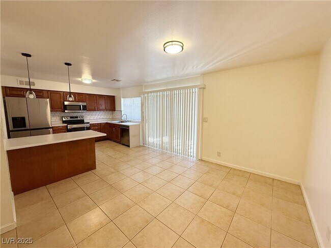 Building Photo - 3270 Liahona Way