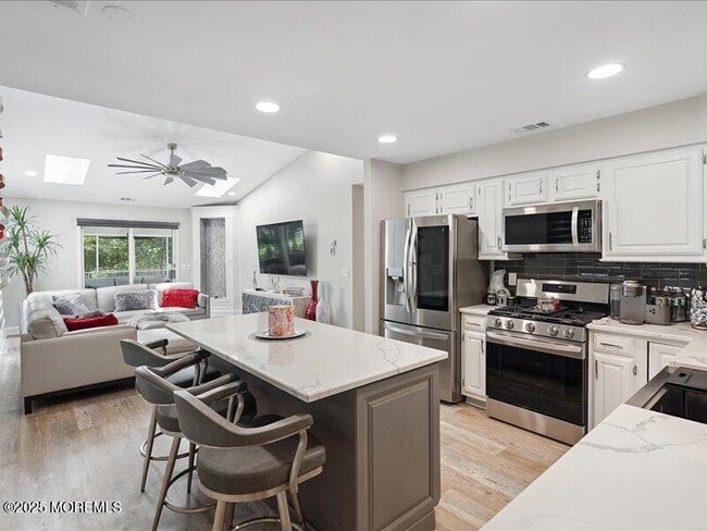 Building Photo - 1635 Lacebark Ct