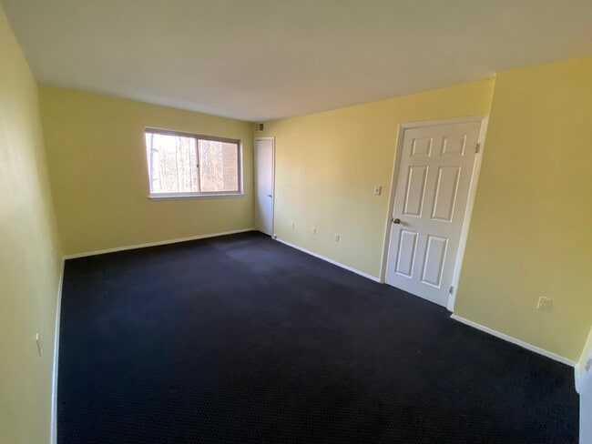 Building Photo - 5101 Crossfield Ct