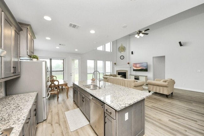 Building Photo - 2035 Taylor Marie Trl