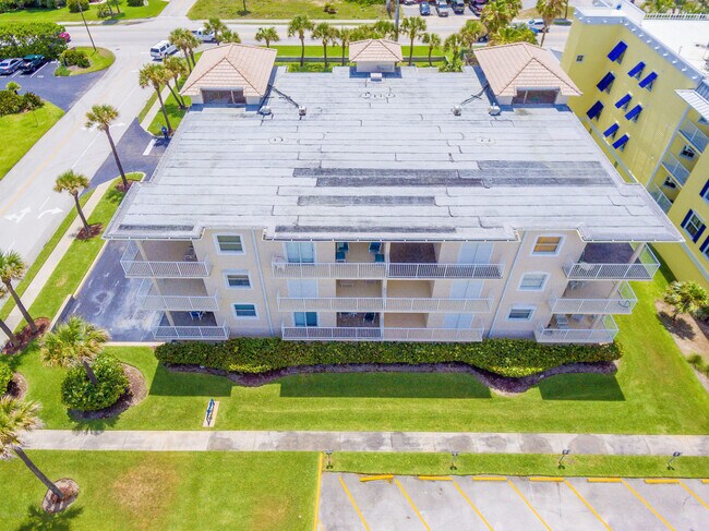 Building Photo - 50 11th Ave