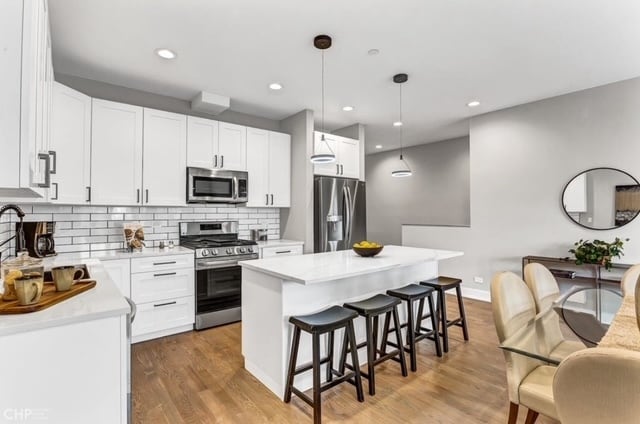 Building Photo - 2536 N 72nd Ct