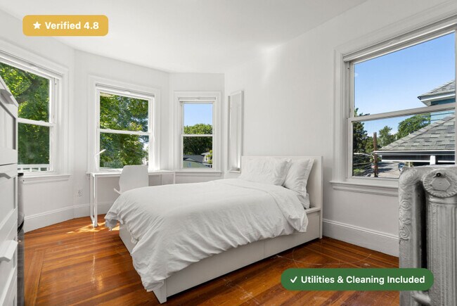 Building Photo - RoostUp Furnished Private Bedroom with Pri...