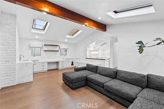 Building Photo - 518 Marigold Ave