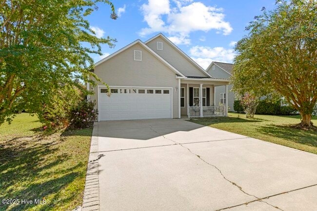 Building Photo - 124 Azalea Dr