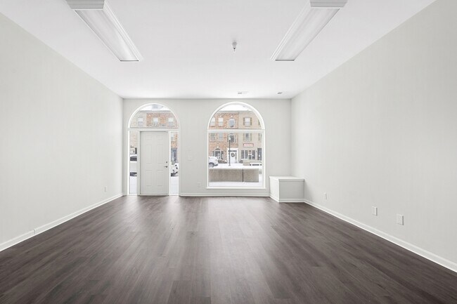 Building Photo - Towne Center Flats - 14154 Lakeside Blvd.