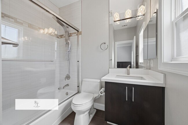 Building Photo - Beautiful Mediterranean Luxury Home in Exclusive Gated Villa Sierra, Arcadia