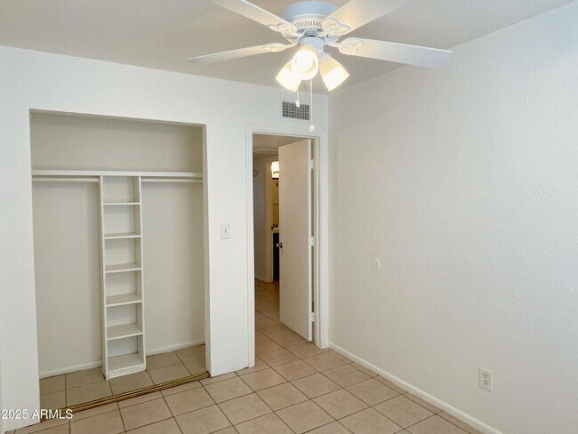 Building Photo - 2061 S Apache Dr