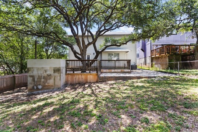 Building Photo - 7705 Autumn Bluff