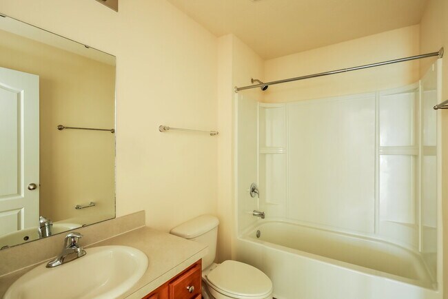 Building Photo - 1786 Eagle View Way