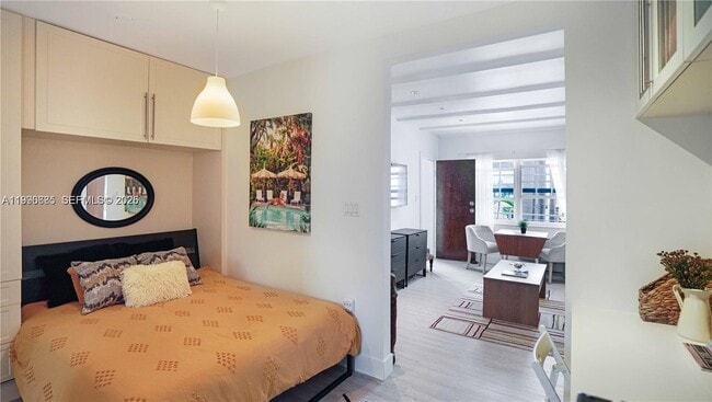 Building Photo - 439 15th St