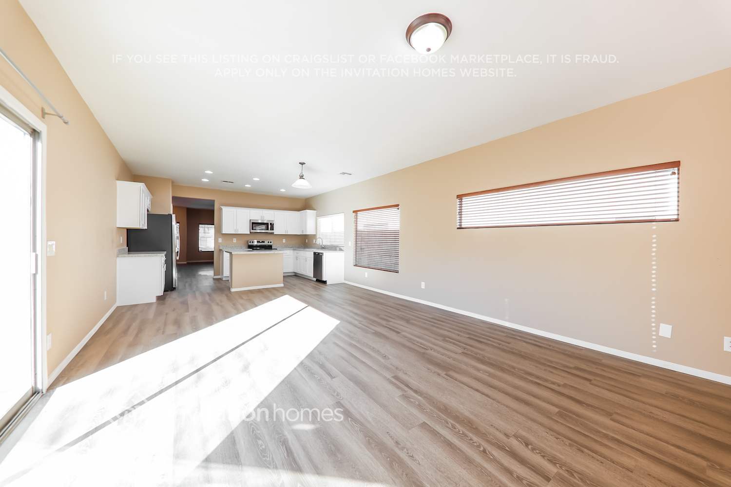 Building Photo - 7005 S 21st Dr