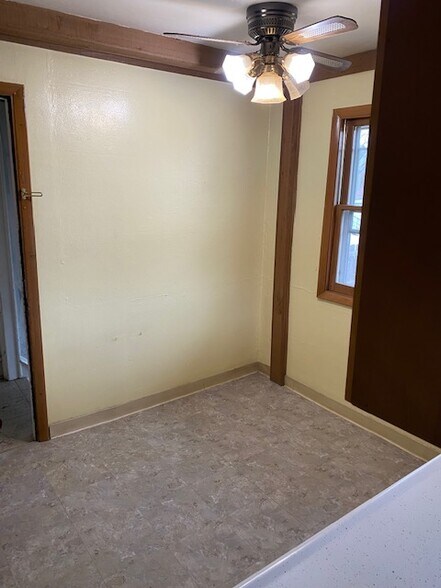 Building Photo - 6708 W Wick Pl
