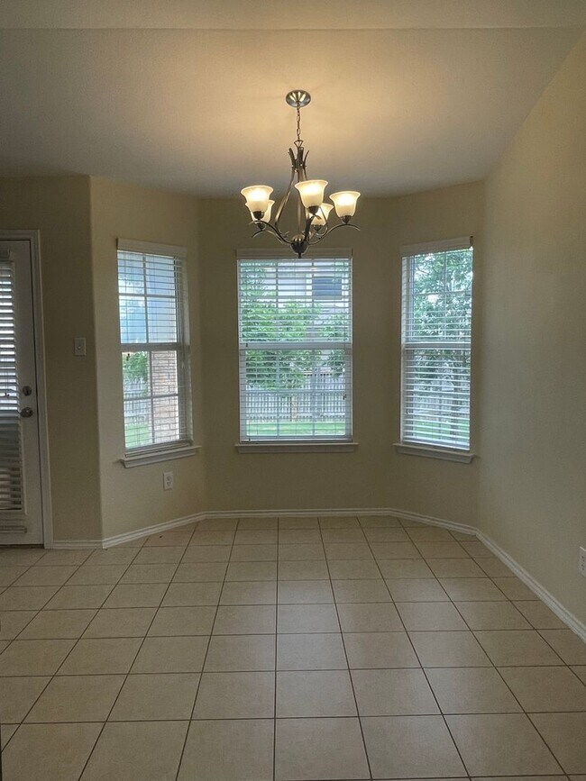 Building Photo - 3 BEDROOM, BELTON ISD