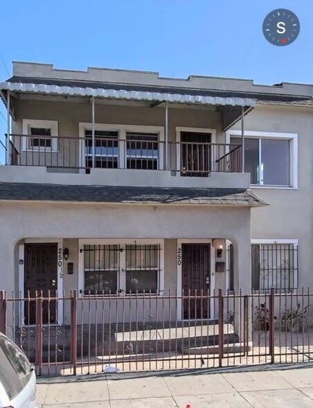 Building Photo - 250 1/2 West 49th Street