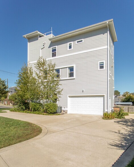 Garage - 1515 Porter Rd