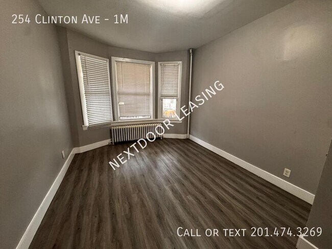 Building Photo - 254 Clinton Ave