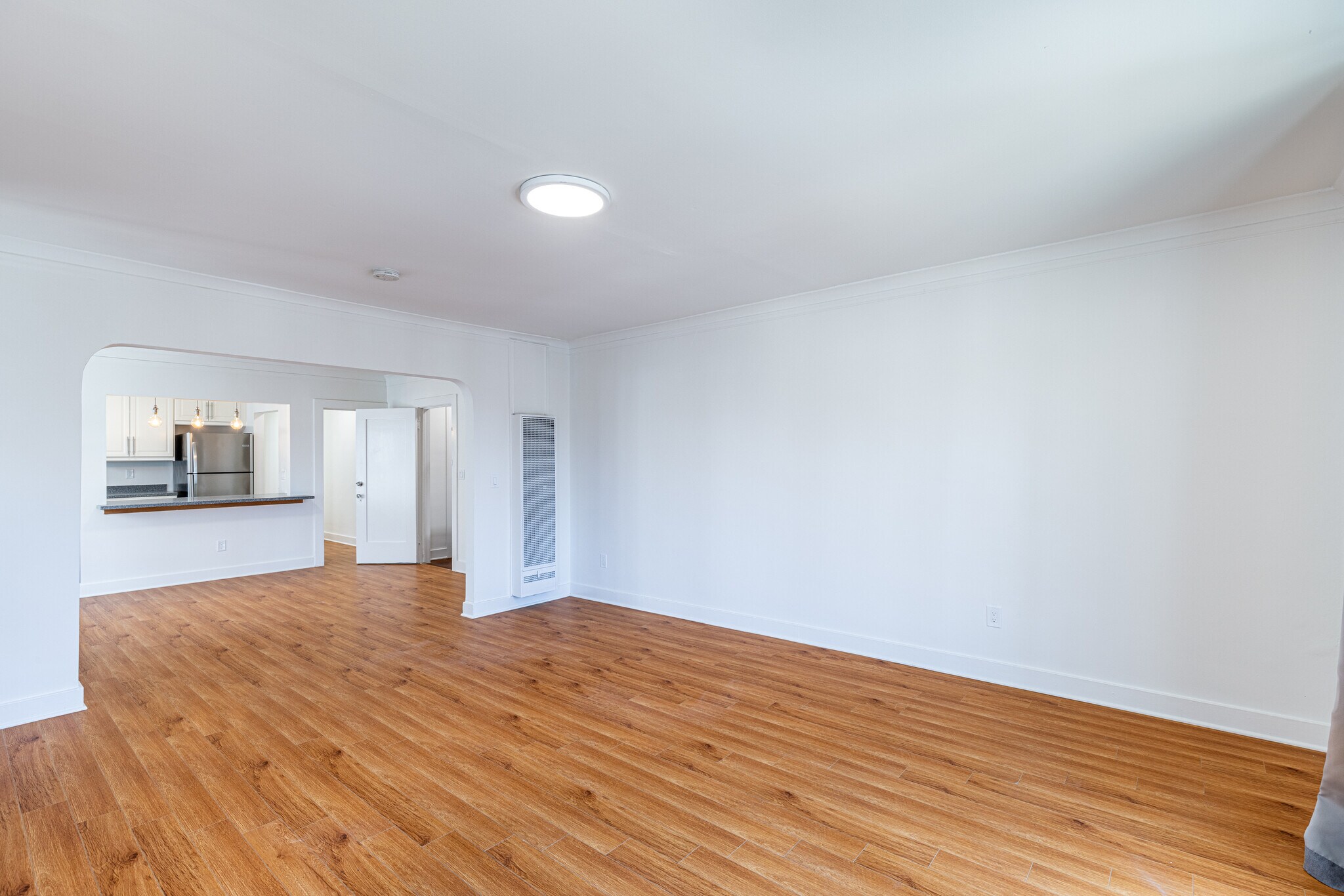 Building Photo - 232 N New Hampshire Ave