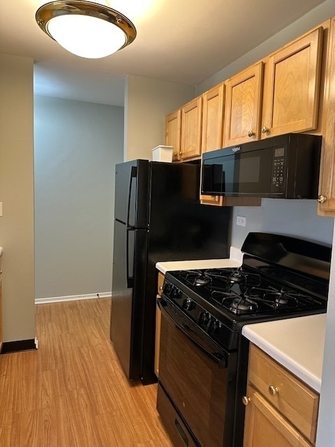 Building Photo - 1931 Prairie Square