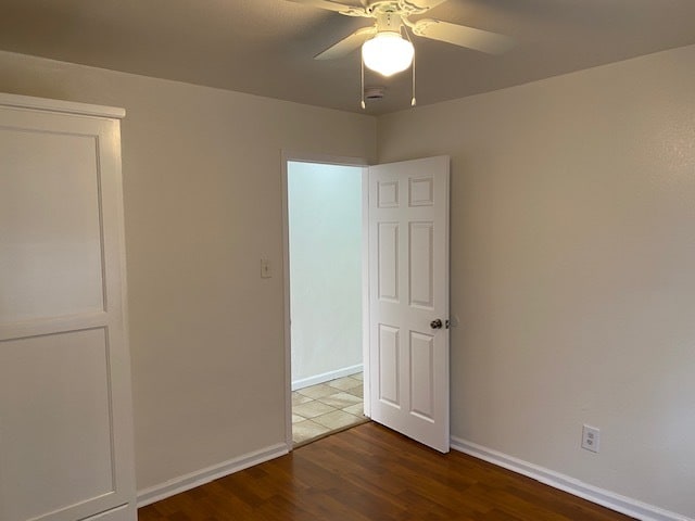 Building Photo - 5426 S Van Ness Ave