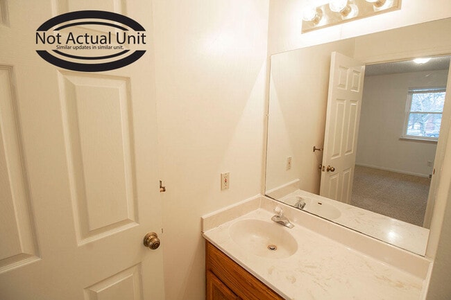 Building Photo - 3610 Hermitage Rd