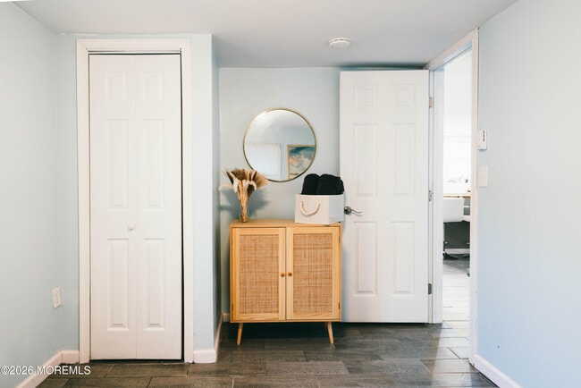 Building Photo - 13 Decatur Ave