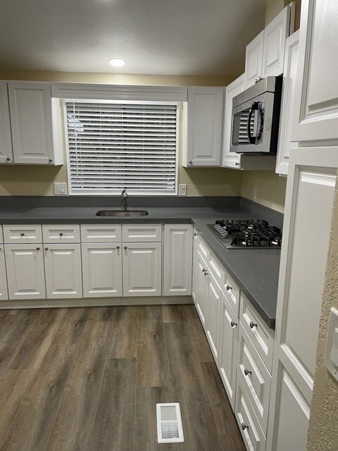 Building Photo - 32033 Quartz Ln