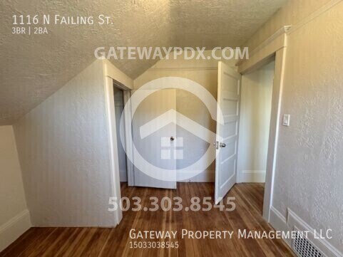 Building Photo - 1116 N Failing St