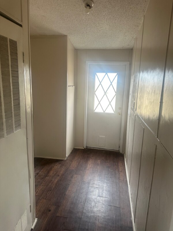 Building Photo - 224 Troy View Dr