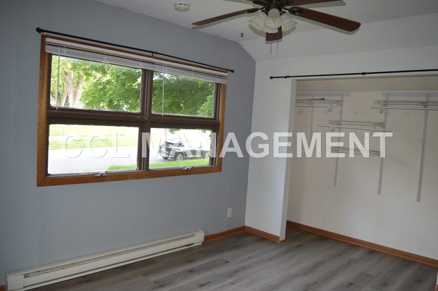 Building Photo - 1717 Loftsgordon Ave