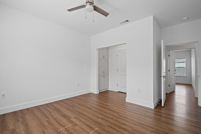 Building Photo - 3150 Lubbock Ave