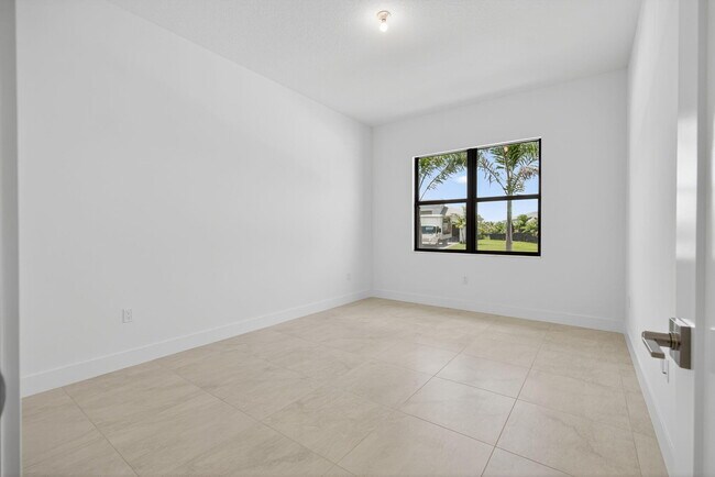 Building Photo - 13211 Feathering Wy