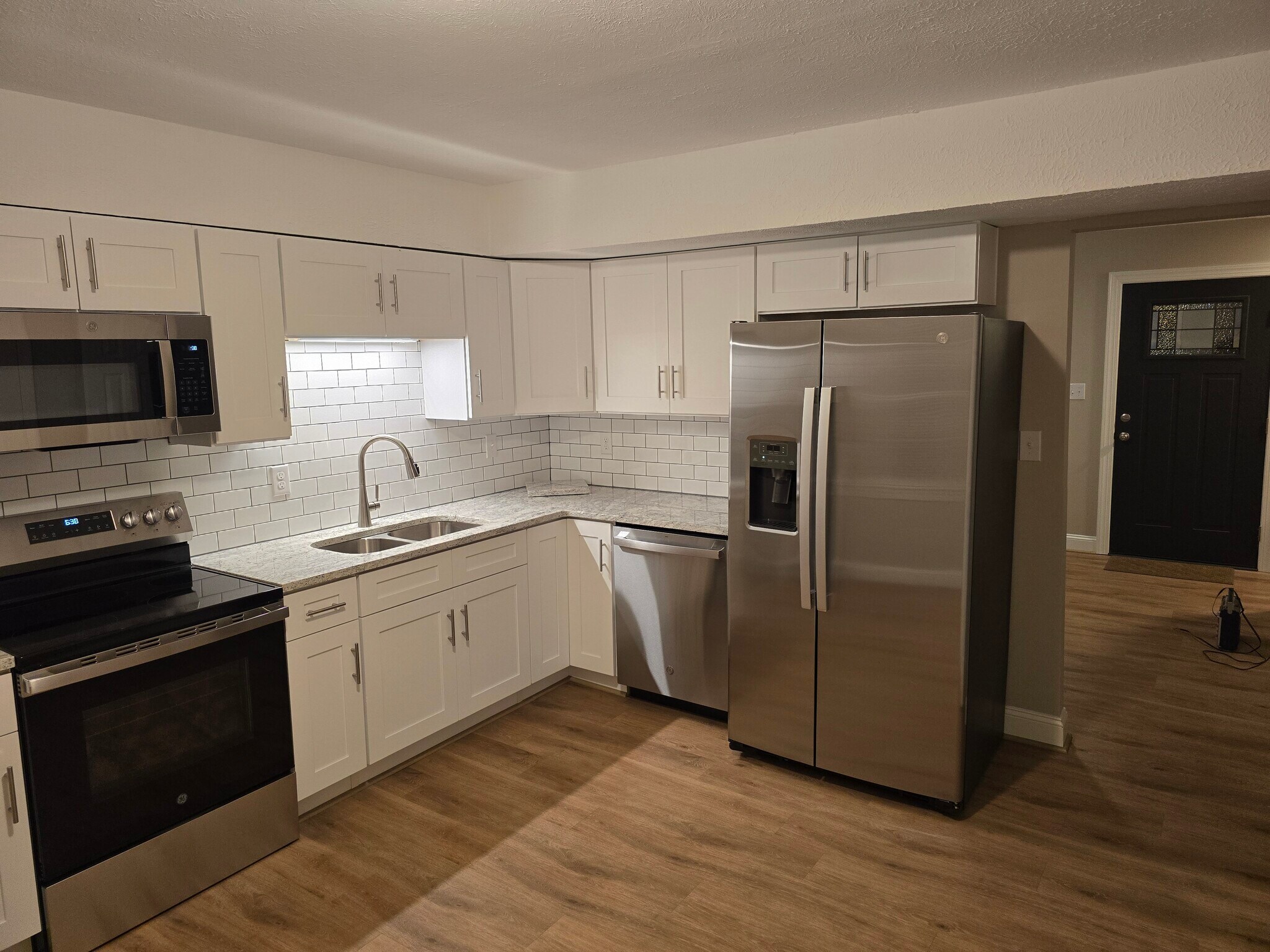 Building Photo - 8108 Timberlake Rd