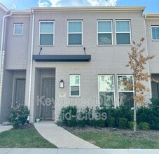 Building Photo - 9927 Tolbert St