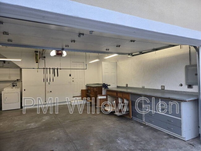 Building Photo - 355 Curie Dr