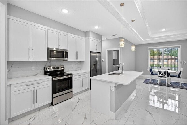 Building Photo - 128 Blare Dr