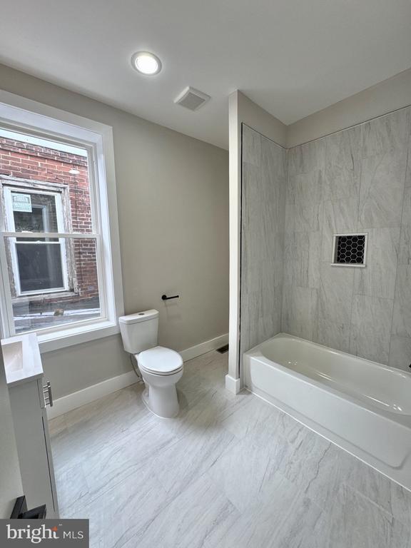 Building Photo - 5151 Wyalusing Ave